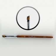 Smile Line Brush 8